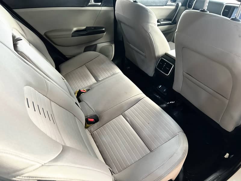 Kia sportage FWD model 2022

                                                            alt=