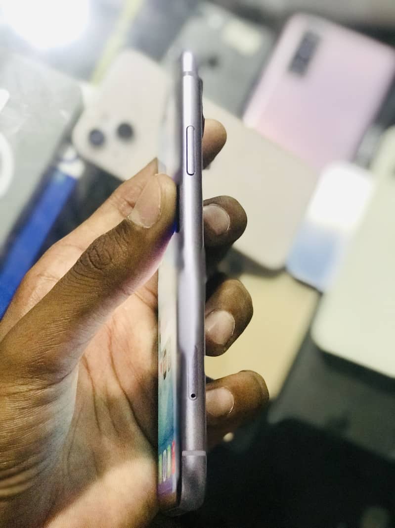 iphone 11 waterpack

                                                            alt=