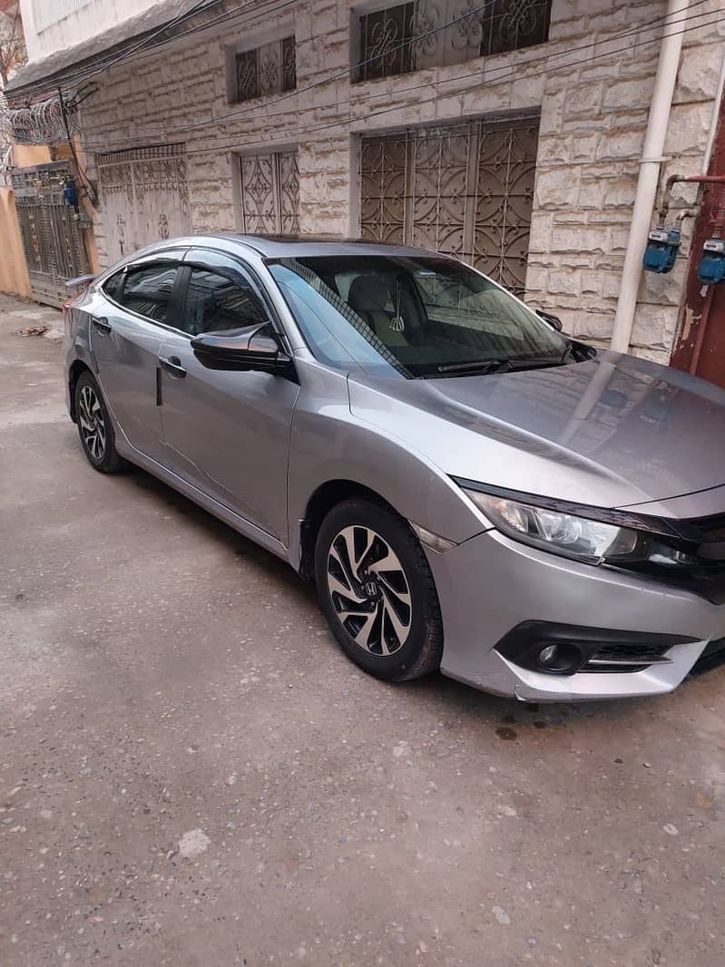 honda civic 2017

                                                            alt=