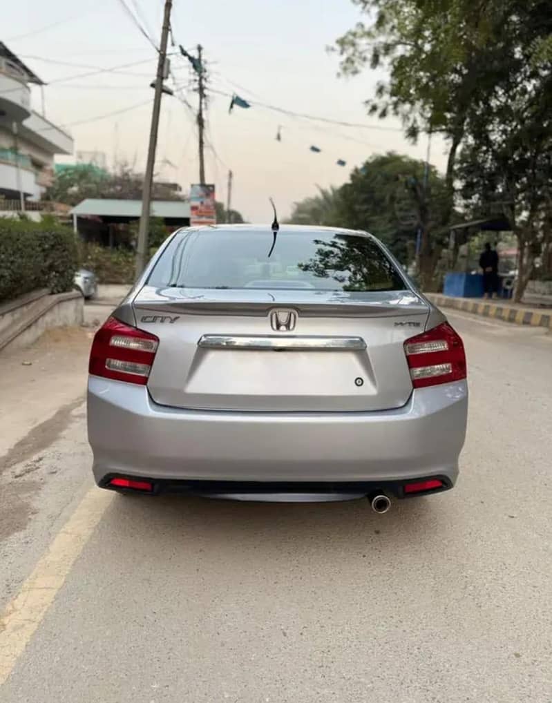 Honda City full genuine b2b

                                                            alt=