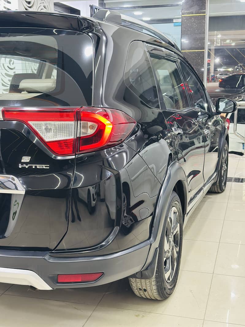 Honda BR-V S 2018

                                                            alt=