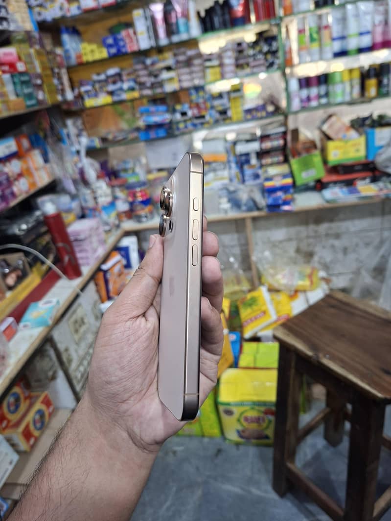 Iphone 16 Pro Jv 128Gb Desert Colour 100% battery health Total Geniune

                                                            alt=