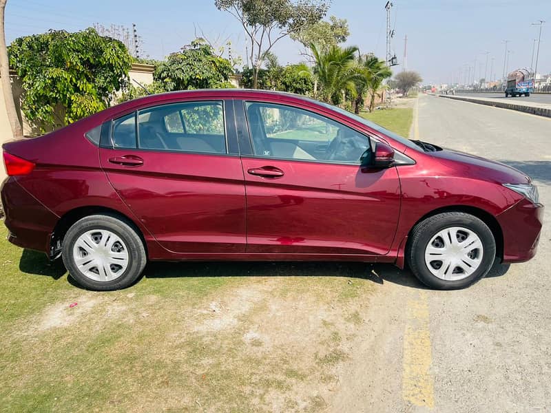 Honda City IVTEC 1.2 2022 Automatic

                                                            alt=