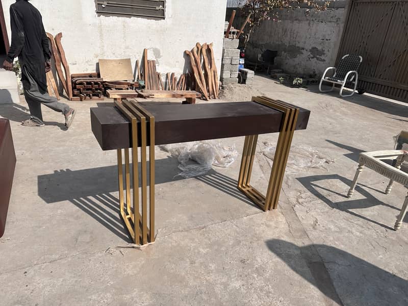 Foxwood Home and Interiors

                                                            alt=