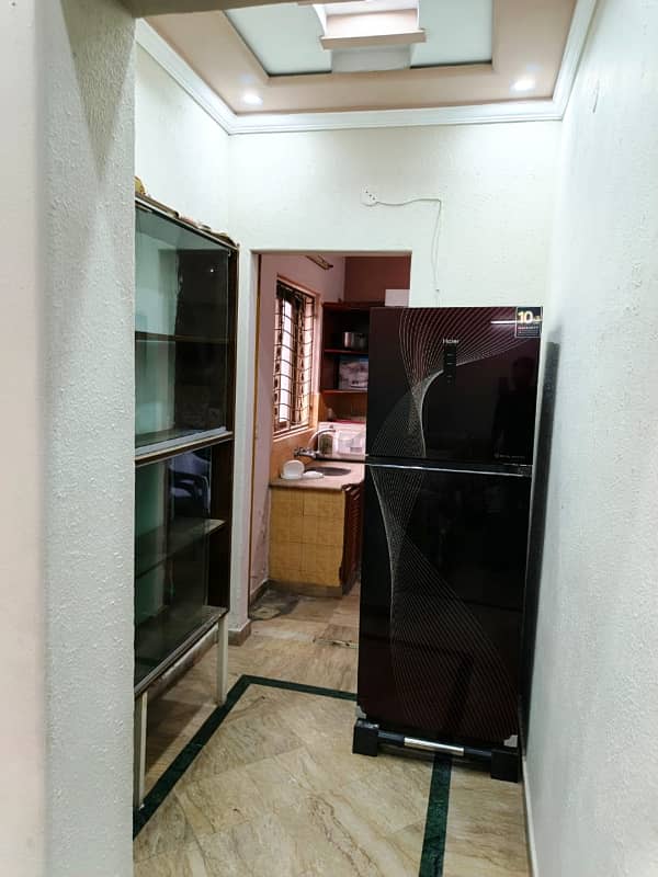 5 MARLA CORNER HOUSE NEAR EMPORIUM MALL JOHAR TOWN