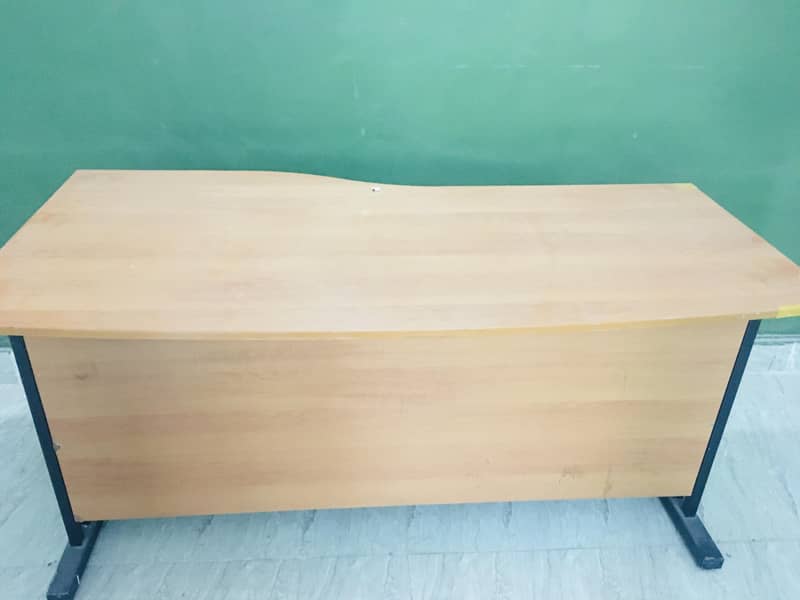 03455324775 office ka saman for sale

                                                            alt=