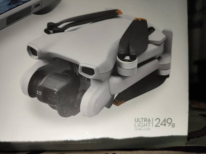 dji mini 3 Drone Camera  box pack

                                                            alt=