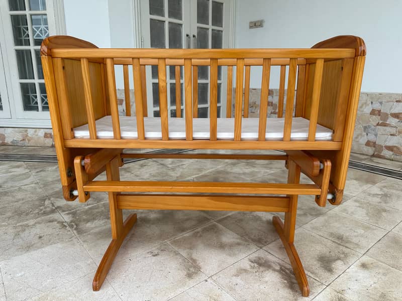 Wooden Baby cot crib less space taking 10/10 quality

                                                            alt=