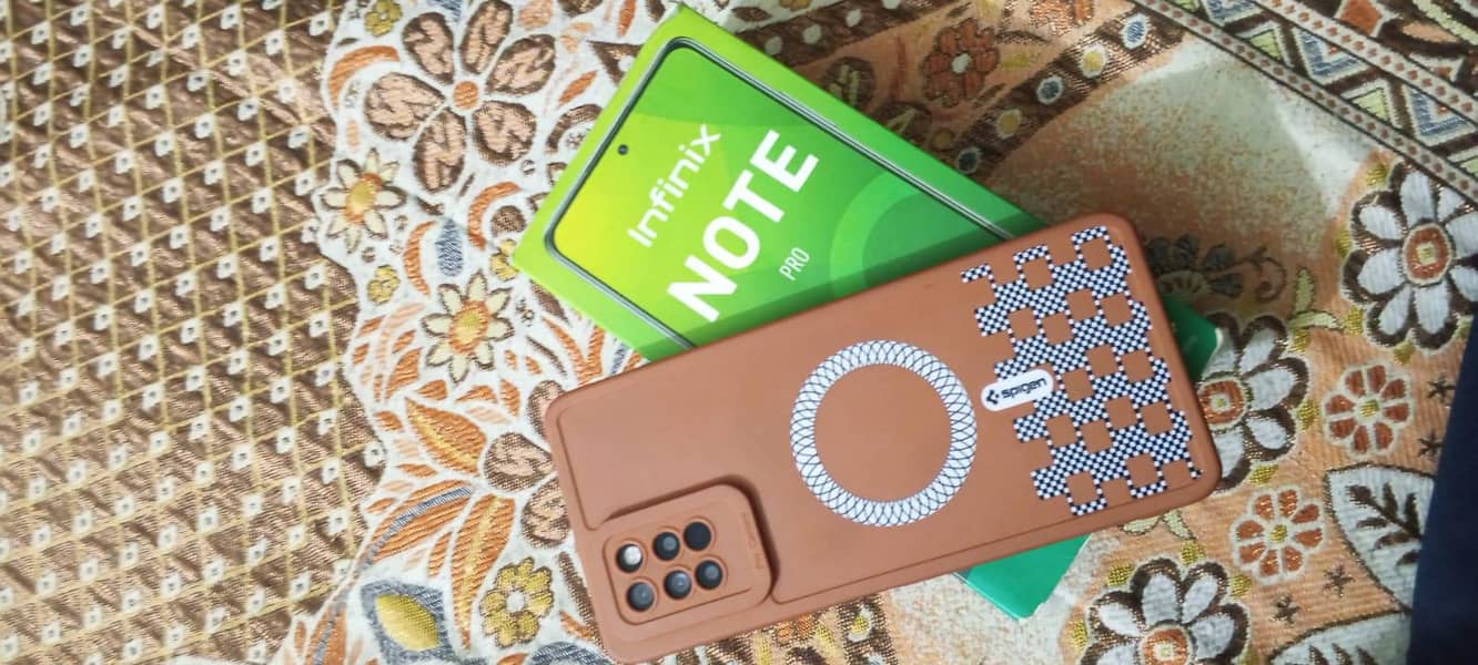 8GB ram 256GB ram

                                                            alt=