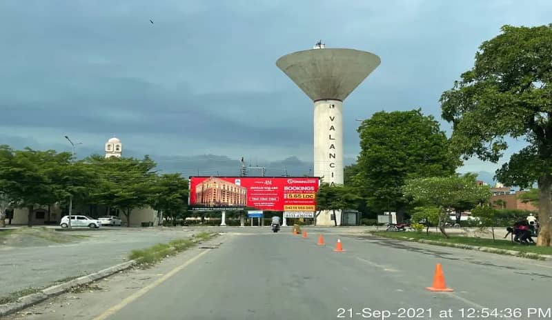 1 KANAL 80FT ROAD CORNER PLOT 55 C1 VALENCIA TOWN
