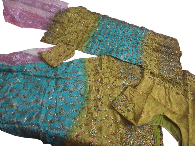 Bridal Dress Walima Lehanga

                                                            alt=