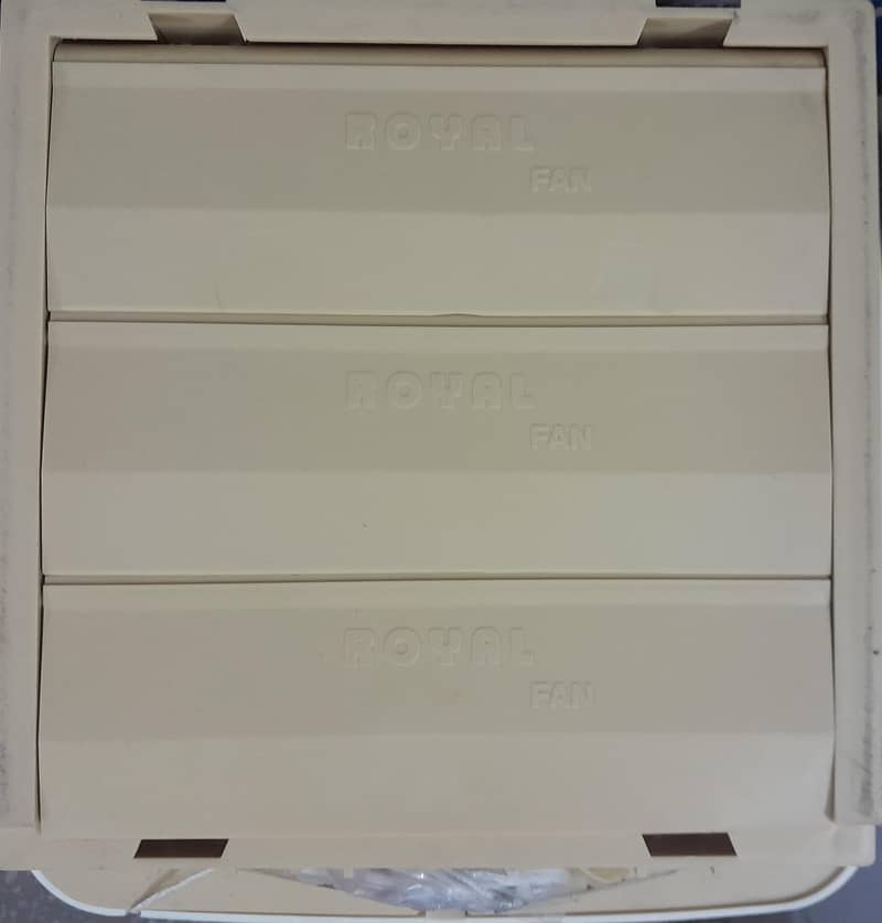 Royal Two-Way Exhaust Fan | Brand New |

                                                            alt=