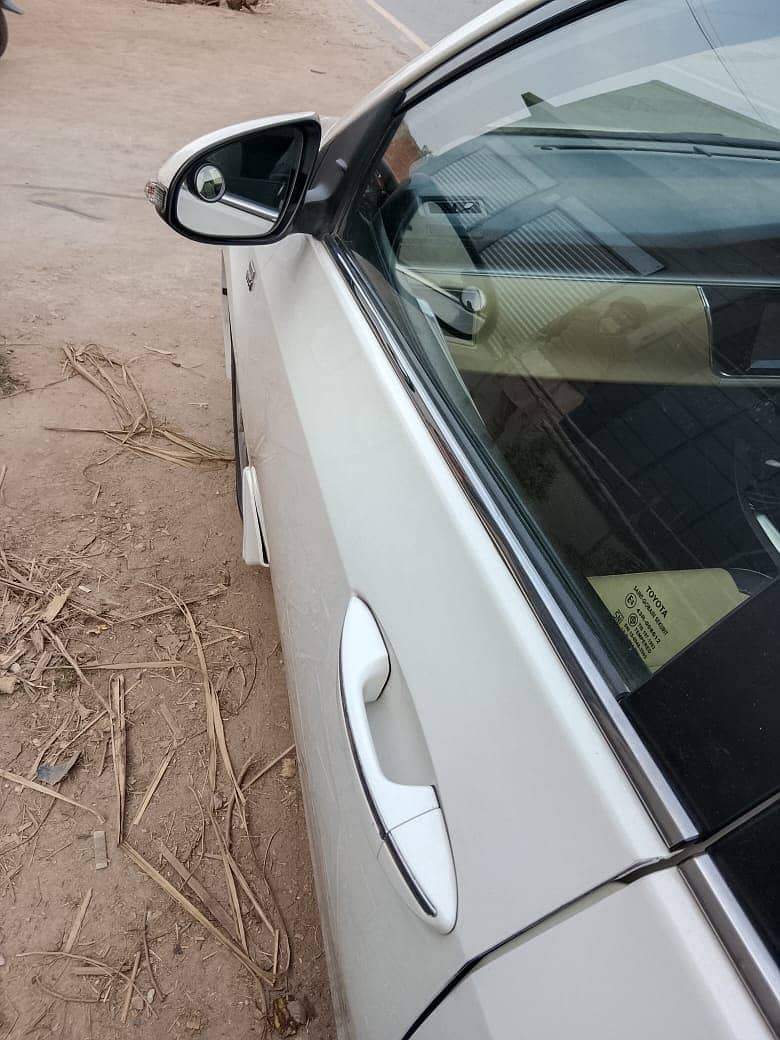 Toyota Corolla Altis 1.6 Automatic 2015