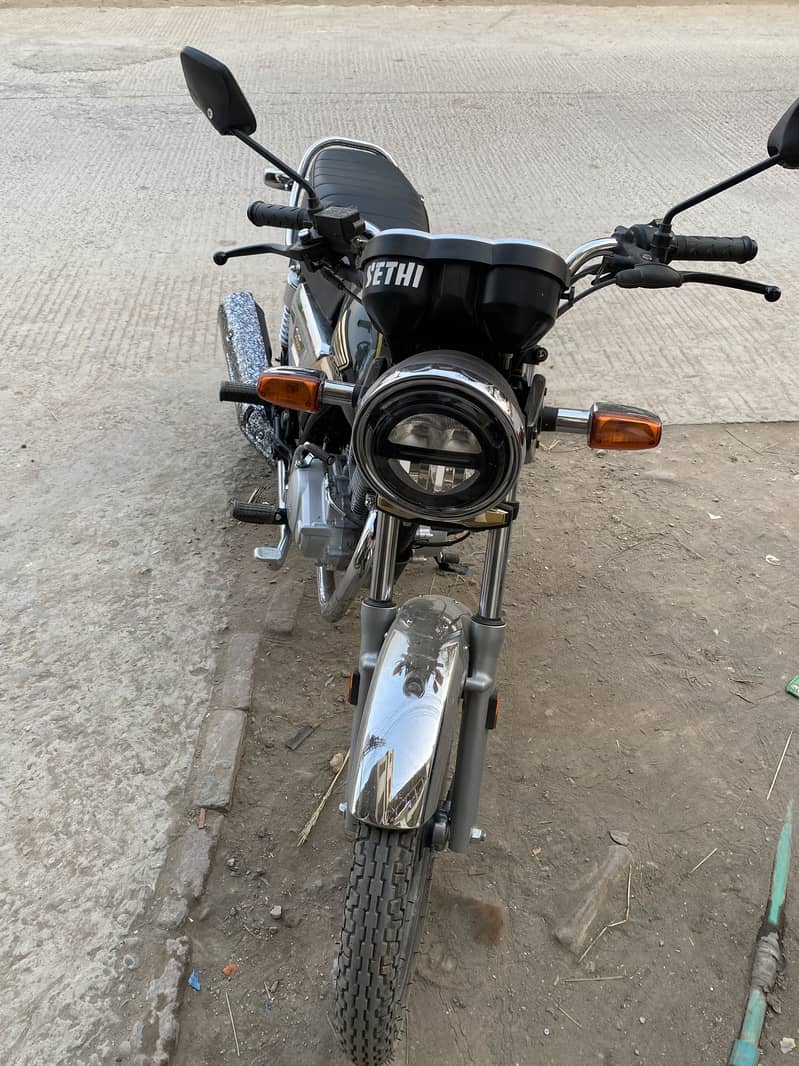 Honda CG 150 mate green clr 2026 modal

                                                            alt=