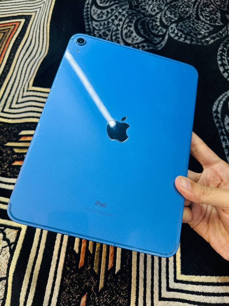 ipad 10th Generation 64GB

                                                            alt=