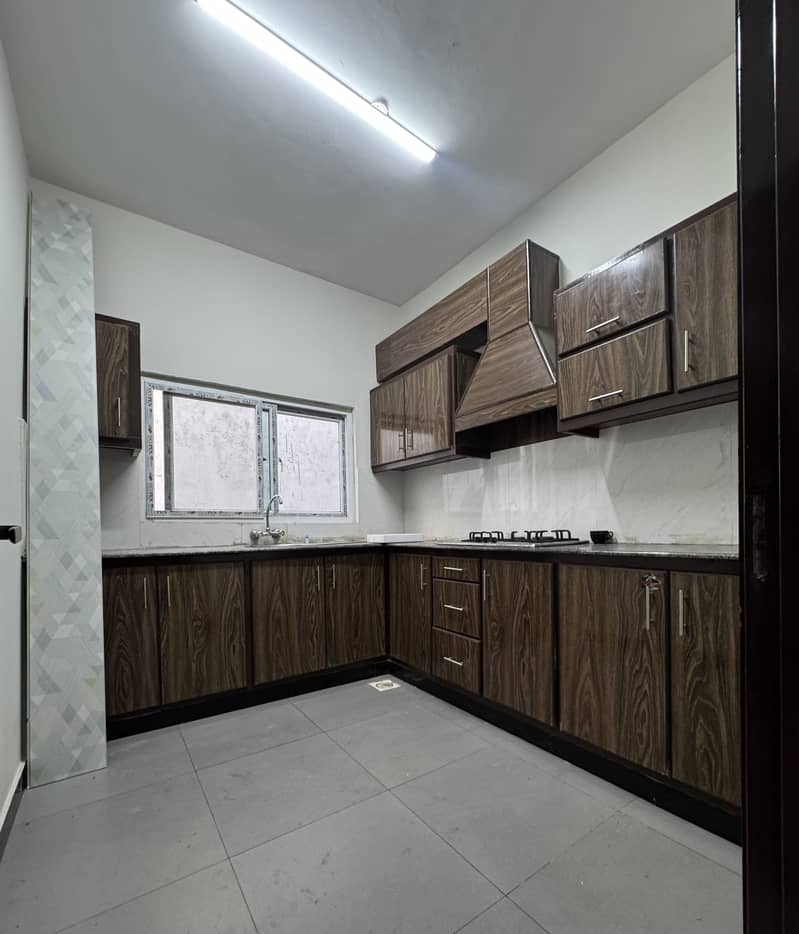 2 Bed Corner Apartment For Sale In D-17/2 Islamabad

                                                            alt=