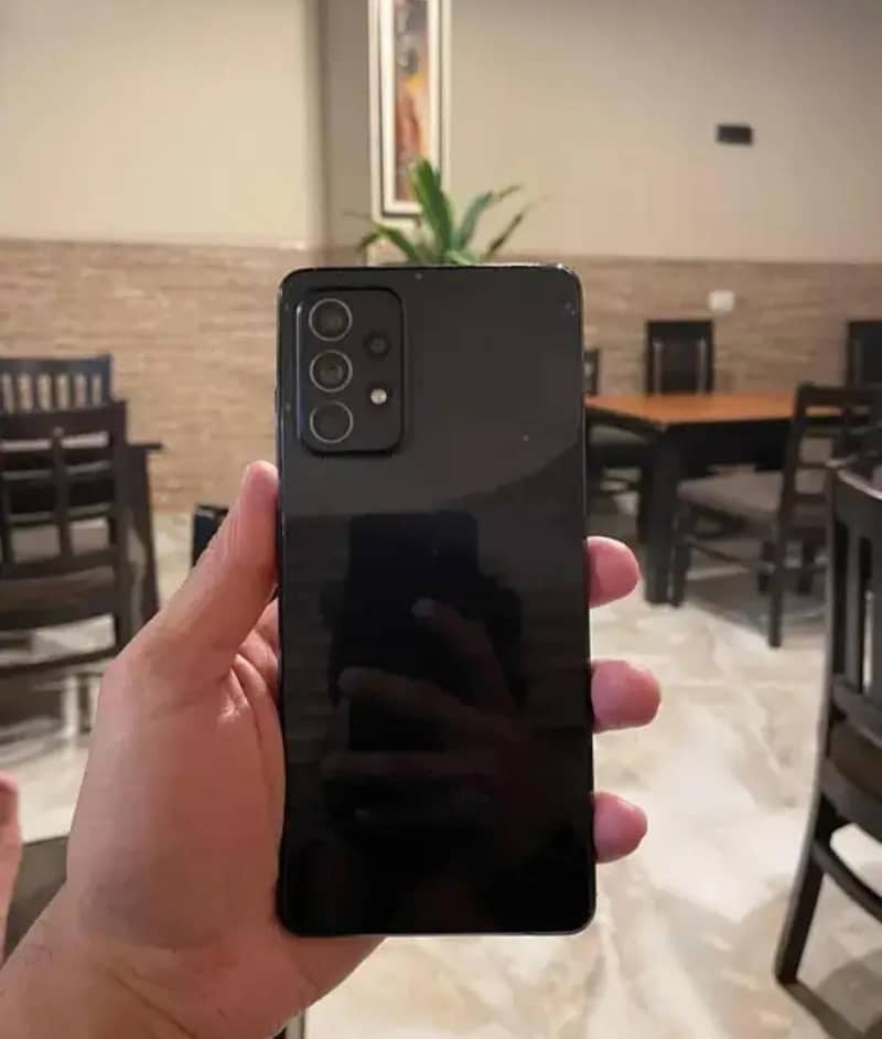 Samsung Galaxy A72 - PTA Approved - Excellent Condition

                                                            alt=