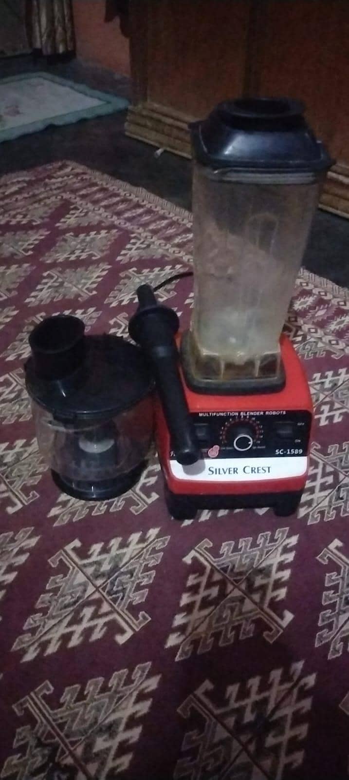 Silver Crest Juicer

                                                            alt=