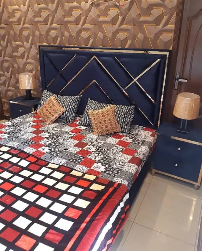 Daily basis Short Time room available

                                                            alt=