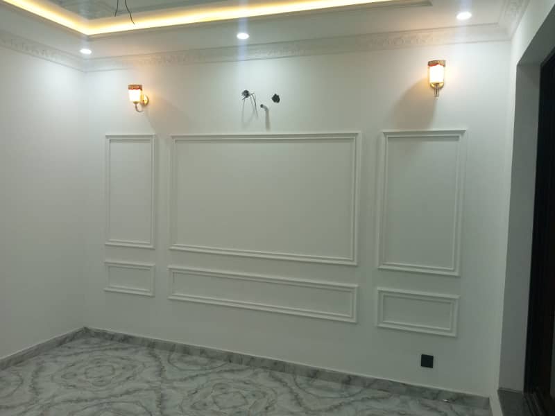 3.25 Marla New Double Storey House Union Green College Road Lahore

                                                            alt=