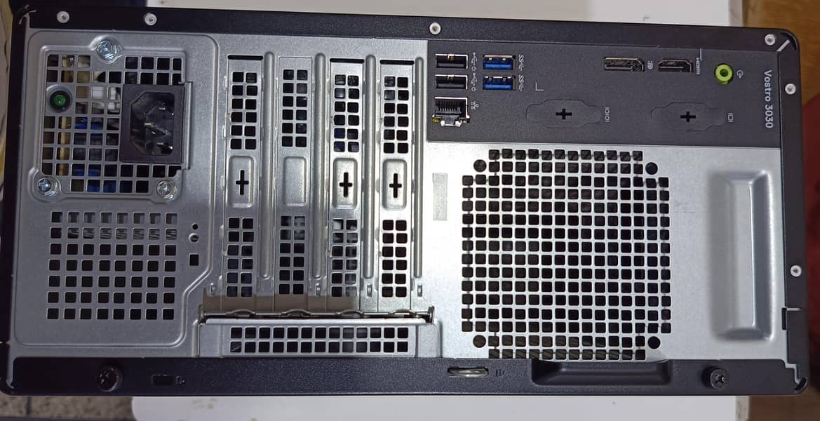 Dell Vostro 3030 – Core i7 12th Gen, 32GB RAM, 2TB SSD

                                                            alt=