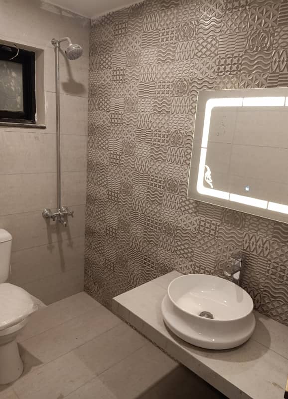 Super Luxury Rented Pent House For Sale