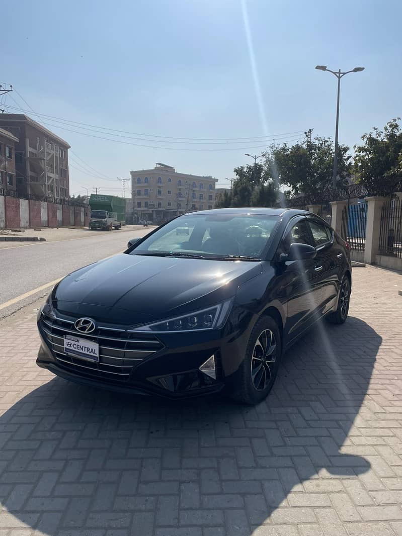 Hyundai Elantra 2025

                                                            alt=