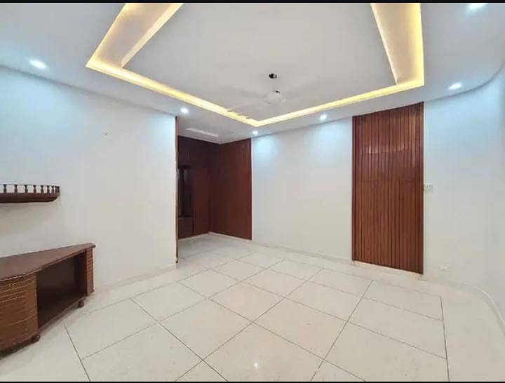 Building For rent - Ideal for School/ IT office/ NGOs

                                                            alt=