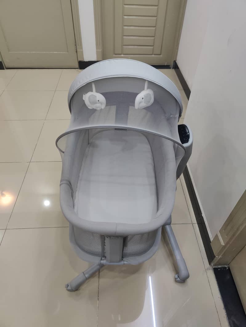 BABY SWING /ELECTRIC SWING /ELECTRIC BASSINET /COT /MASTELA

                                                            alt=
