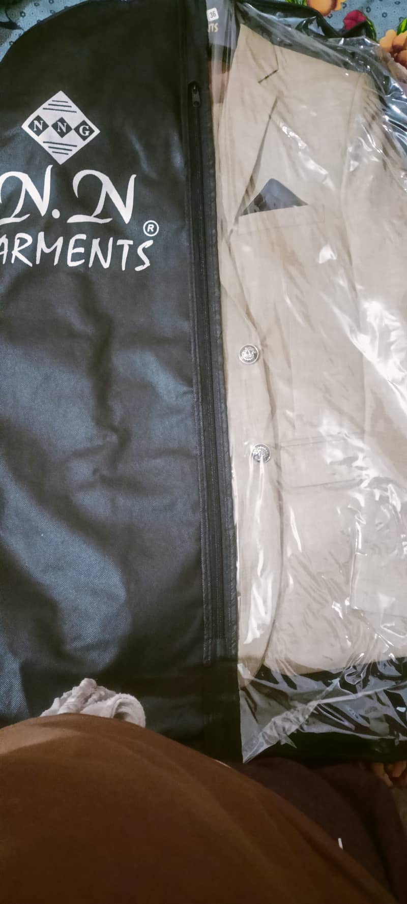 Mens suits for special events

                                                            alt=