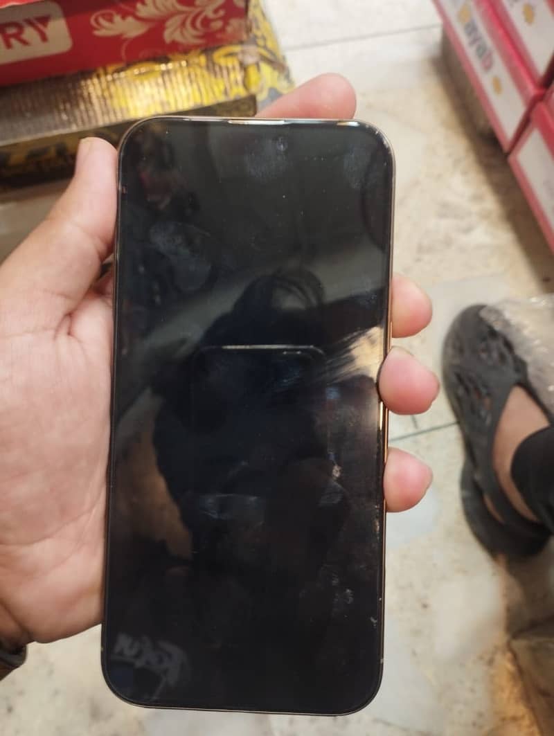 Iphone 16 pro max

                                                            alt=