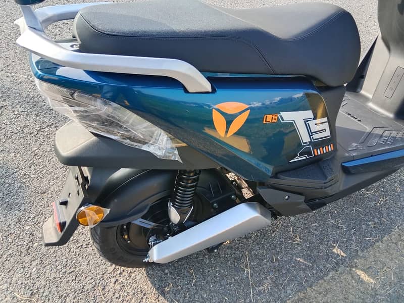Yadea T5 Electric Scooty -Brand New | 2026 Model | 0313-7160000

                                                            alt=