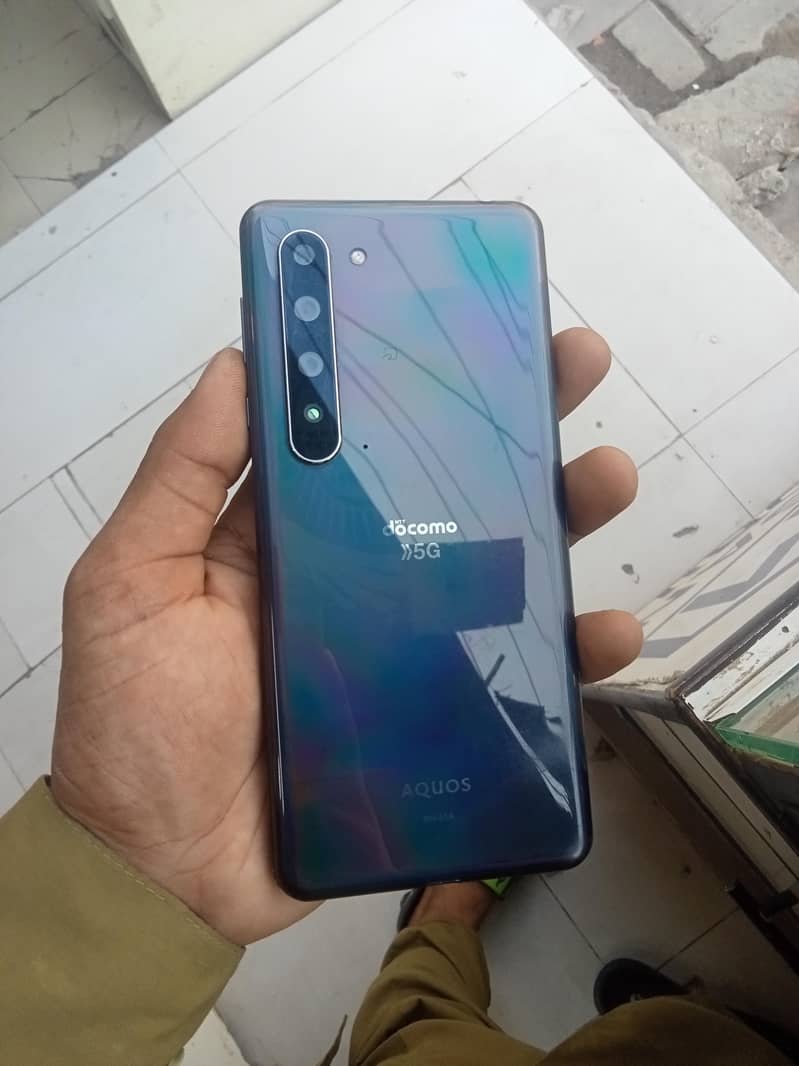 Aqous r5 5g 12,256gb non pta gaming davise

                                                            alt=