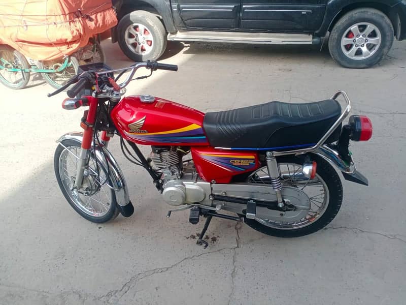 Honda125 CG 0326/75/44/872/urgent for sale model 2009

                                                            alt=