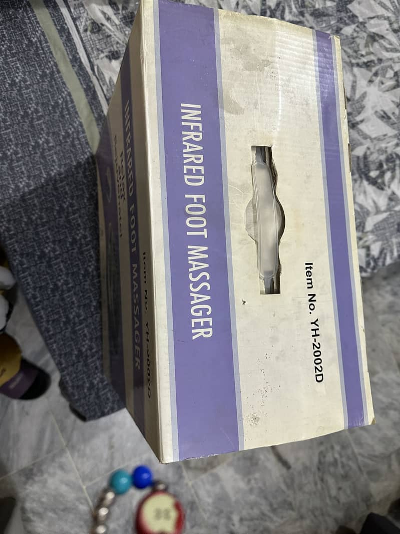 Infra red foot massager

                                                            alt=