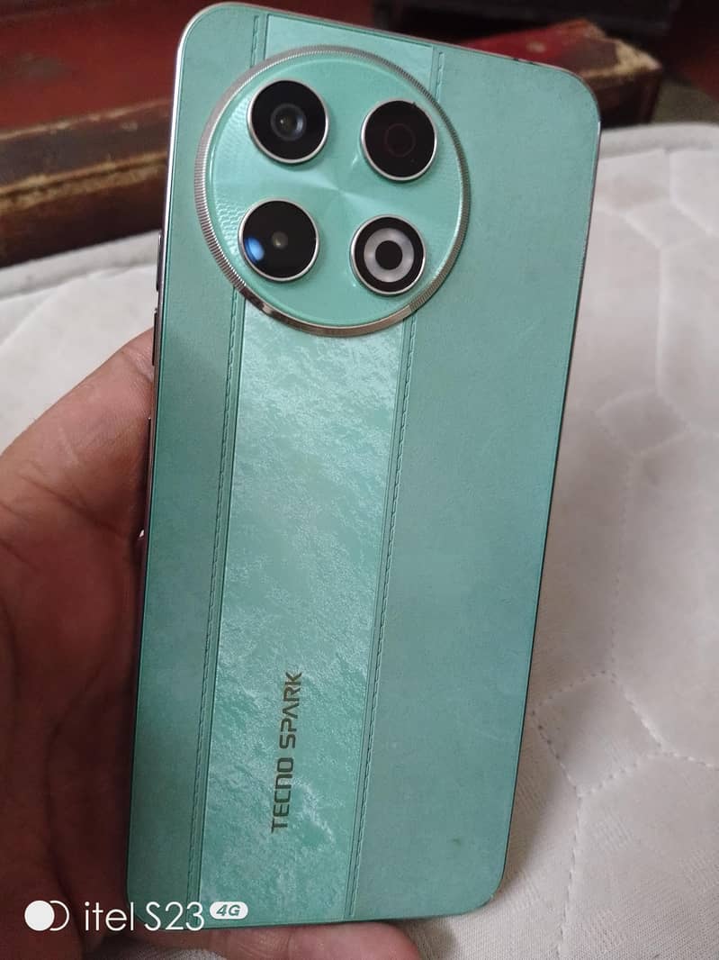 Tecno Spark 30 pro with all accessories and warranty till sep 26

                                                            alt=