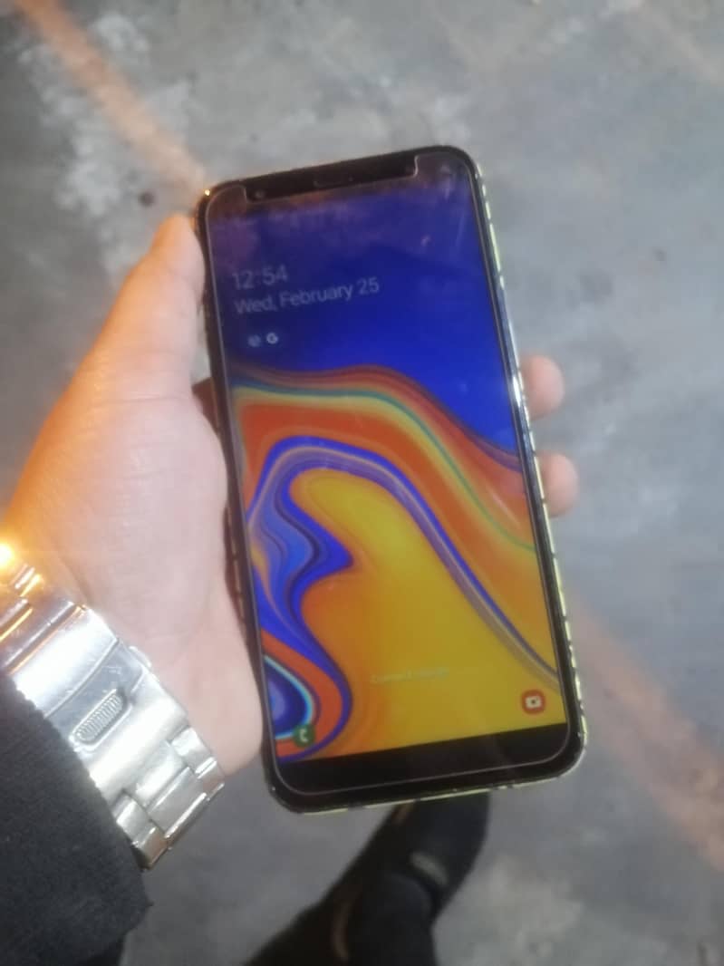 Samsung j4 plus

                                                            alt=