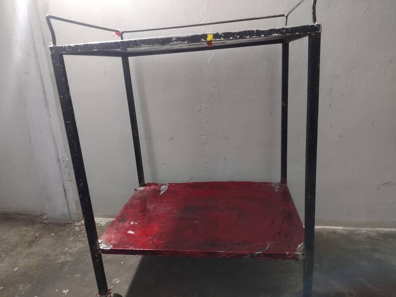 Metal Trolley – 2 Steel Shelves

                                                            alt=