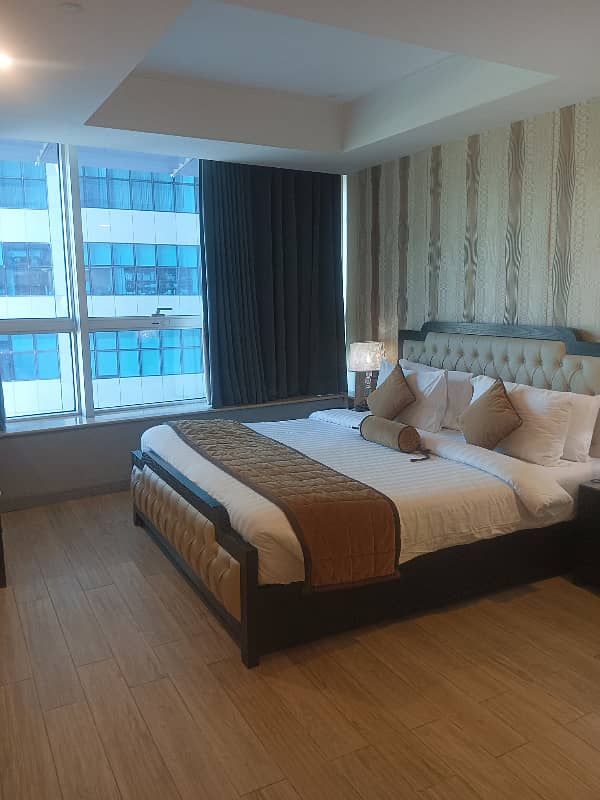 1 Bed Corner Apartment | 882 Sq. Ft. | Margalla View | Tower B - Centaurus Mall

                                                            alt=