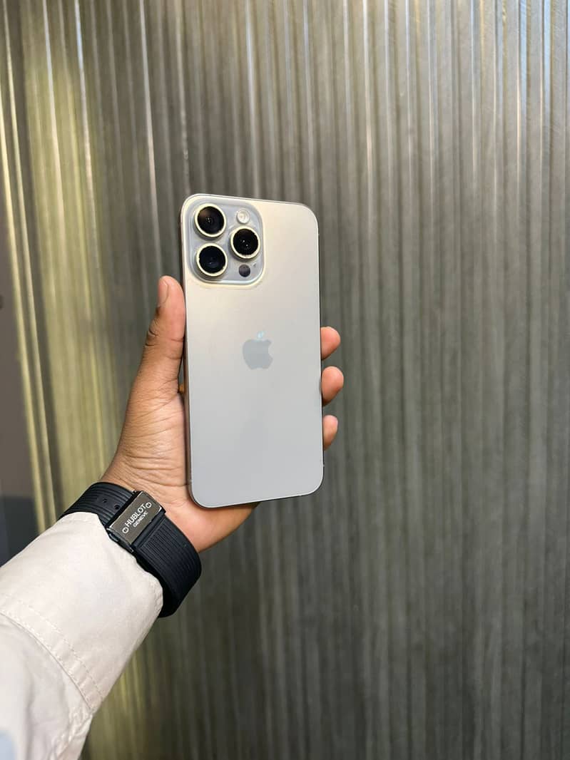 iPhone 15 Pro Max 256GB - Titanium | Non pta | Natural Titanium

                                                            alt=