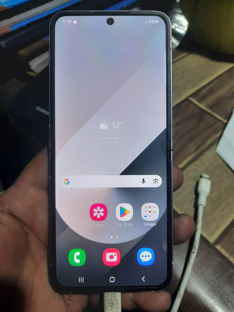 galaxy z flip6. . 03006200302

                                                            alt=