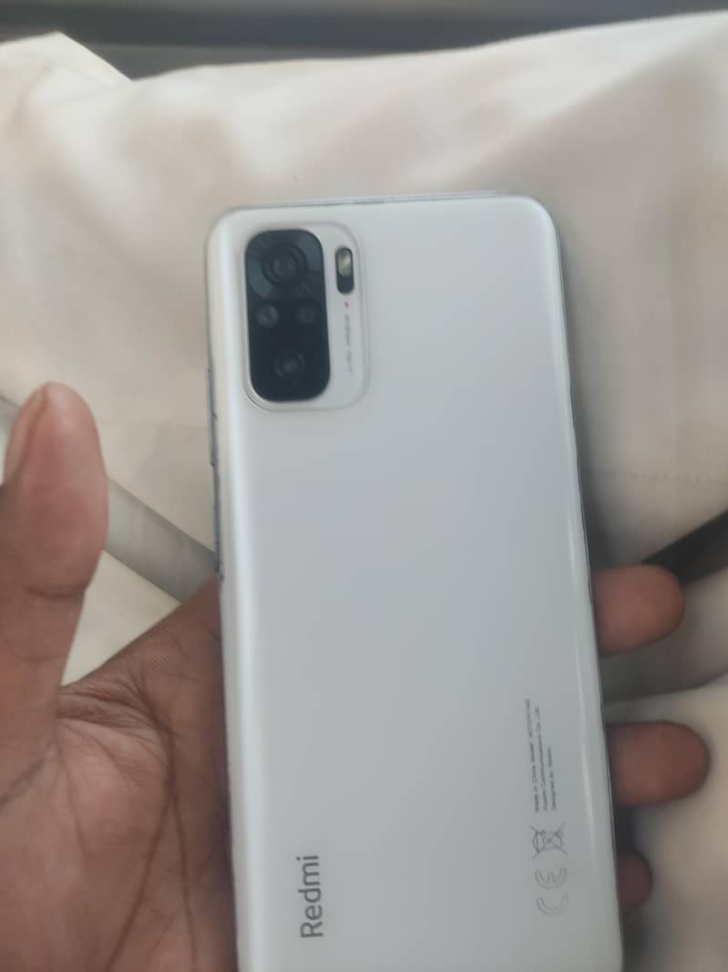 Redmi note 10. . . unopened only with box.

                                                            alt=