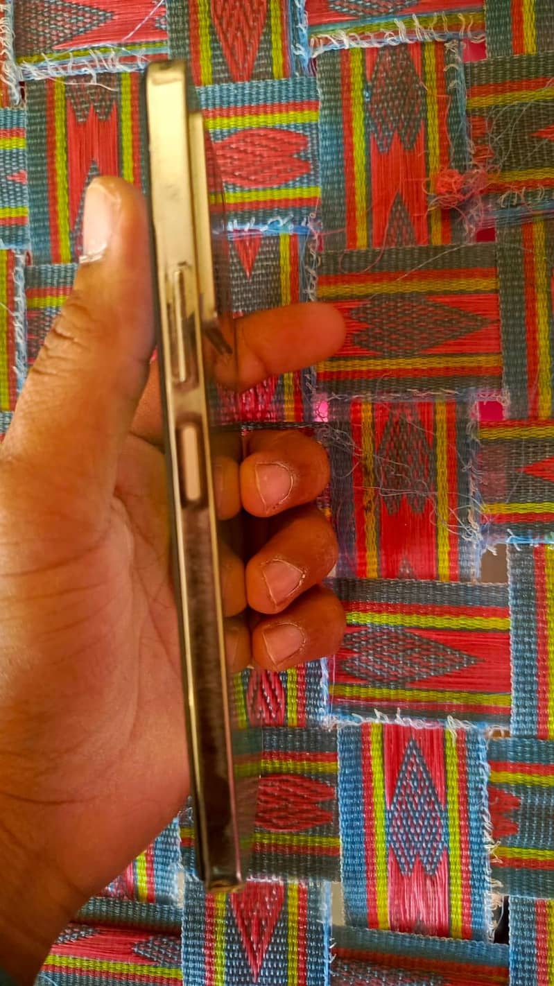 infinix note 30 Pro bilkul log Ke Hain

                                                            alt=