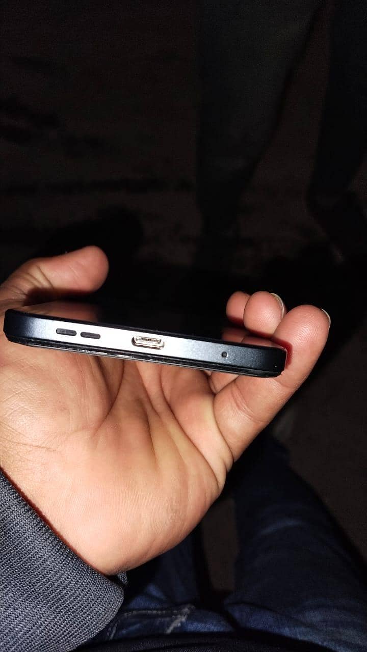 Redmi note 12 8+4/128  al ok   lush phone

                                                            alt=