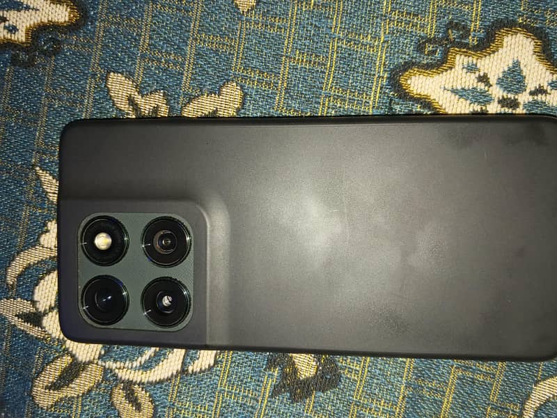 Motorola Edge 256GB Non PTA

                                                            alt=