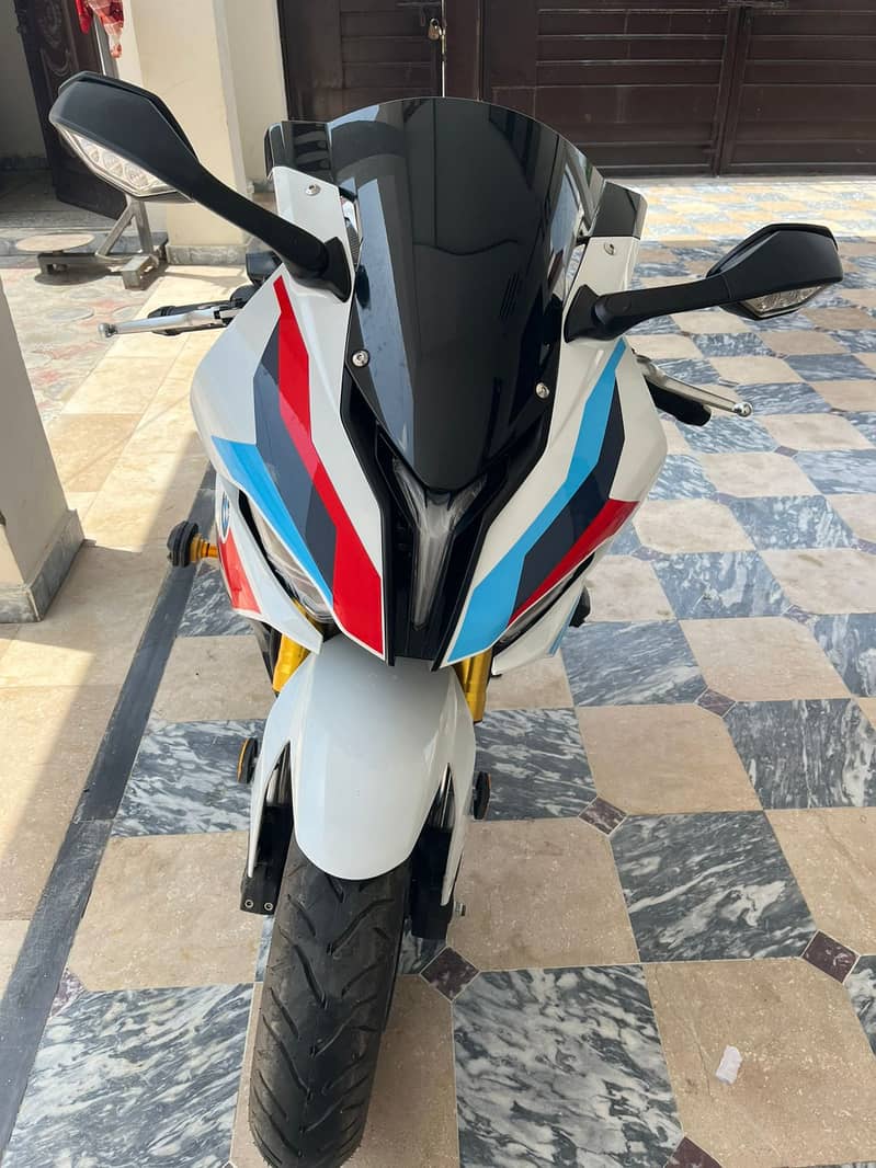 BMW Replica 2025 Urgent For Sale | BMW Replica | 460 KM Used

                                                            alt=