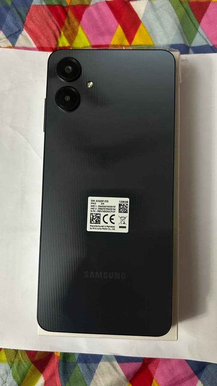samsung a06

                                                            alt=