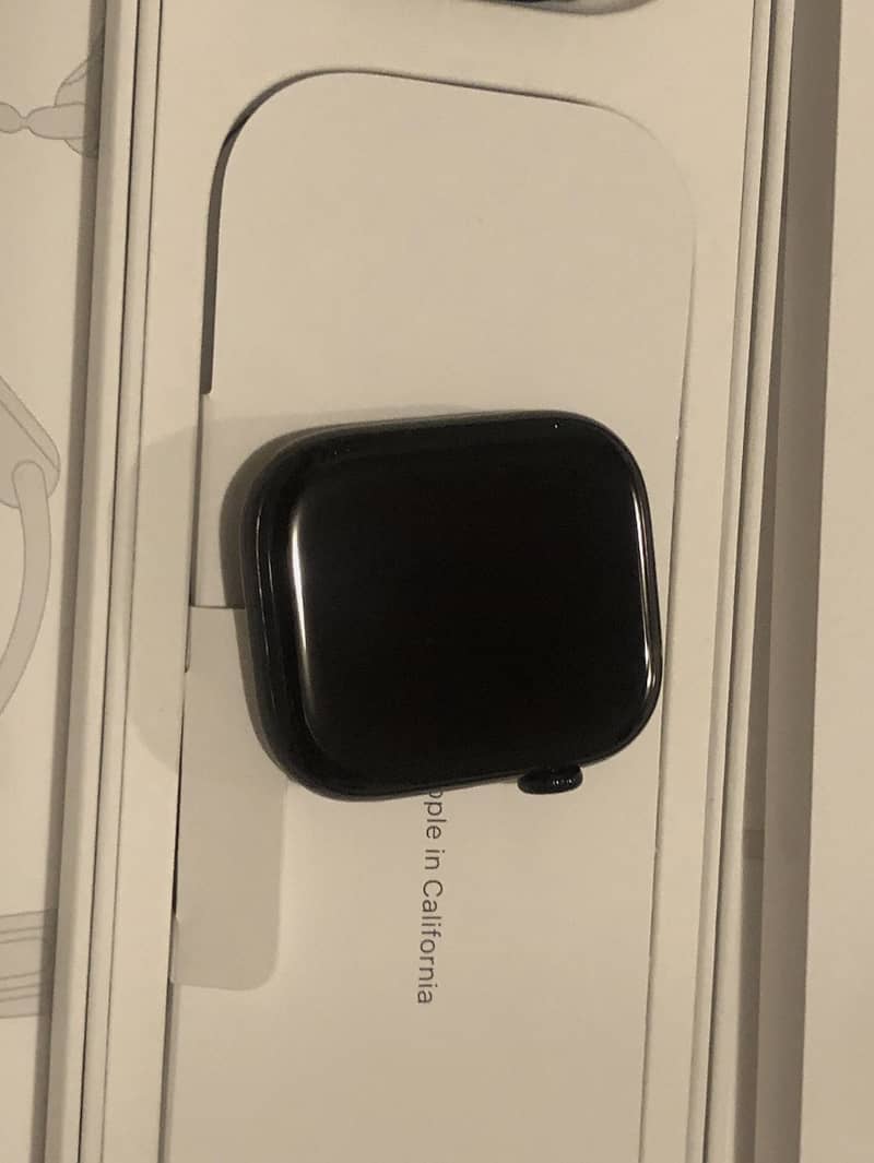 Apple Watch Series 10 46 mm Black from USA full box

                                                            alt=