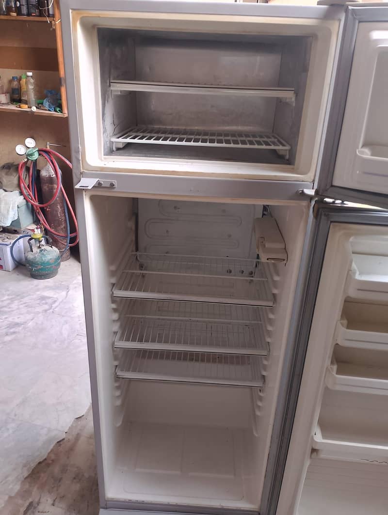 Dawlance

                                                            alt=