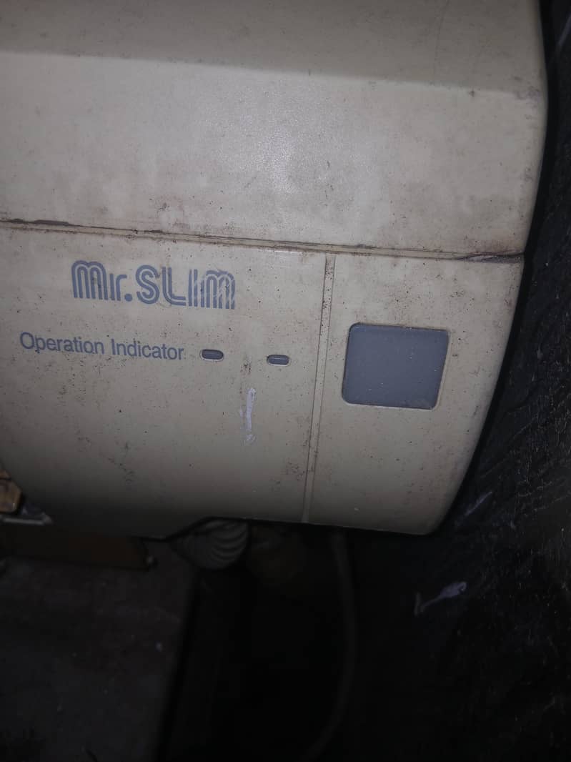 0.75 ton Mr slim Total genuine Condtion

                                                            alt=